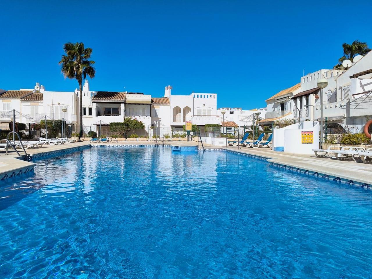 Medina Marinas - Tu Hogar Con Solarium Privado! Appartement Vera